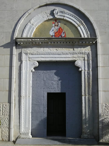 14-cercemaggiore-santuario s maria della libera portale ingresso_hid